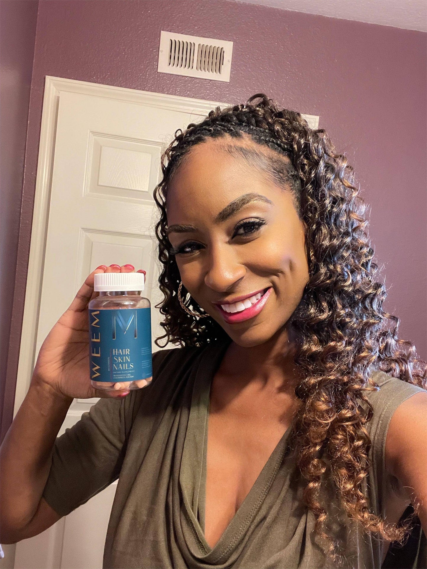 Hair Skin and Nail Gummies - Grow thicker and fuller hair.