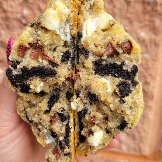 Cookies And Cream Cookie